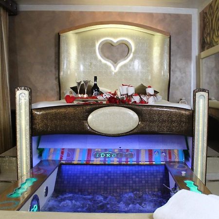 Spa B&B Roma D'Autore Il Nido D'Amore Zewnętrze zdjęcie