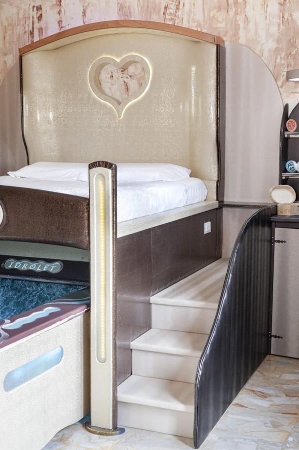 Spa B&B Roma D'Autore Il Nido D'Amore Zewnętrze zdjęcie